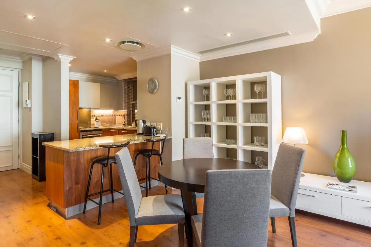 Cape Royale | Whosting Apartment Cape Town South Africa