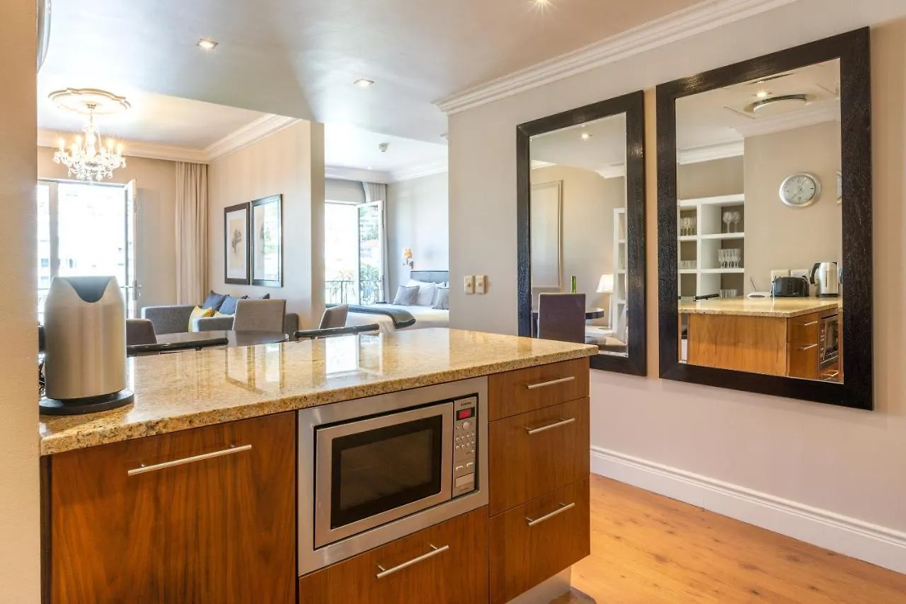Cape Royale | Whosting Apartment Cape Town