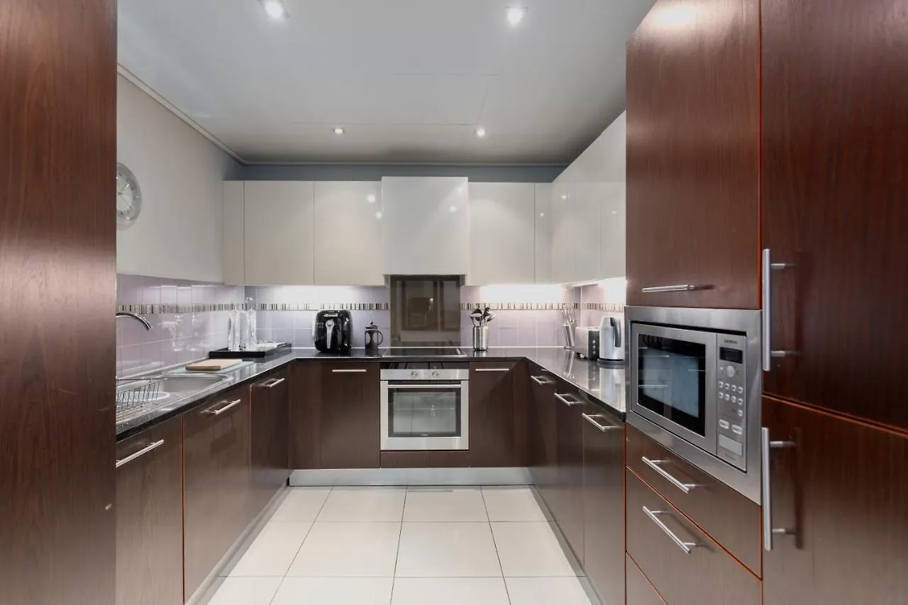 Cape Royale | Whosting Apartment Cape Town South Africa
