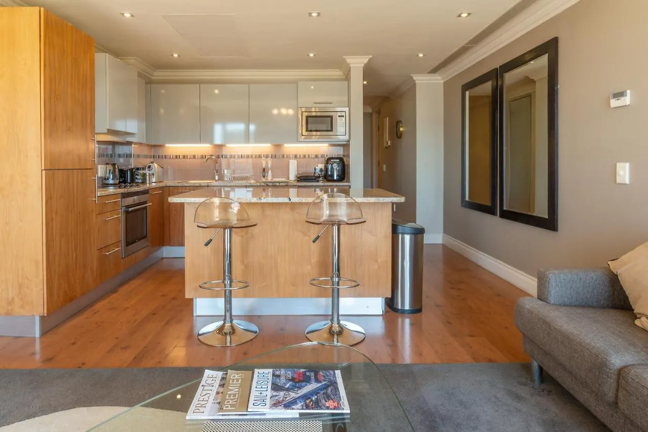 Cape Royale | Whosting Apartment Cape Town