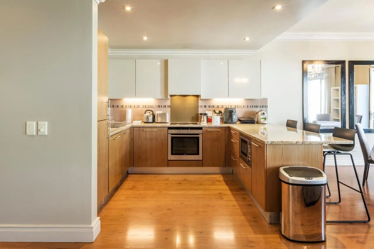 Cape Royale | Whosting Apartment Cape Town