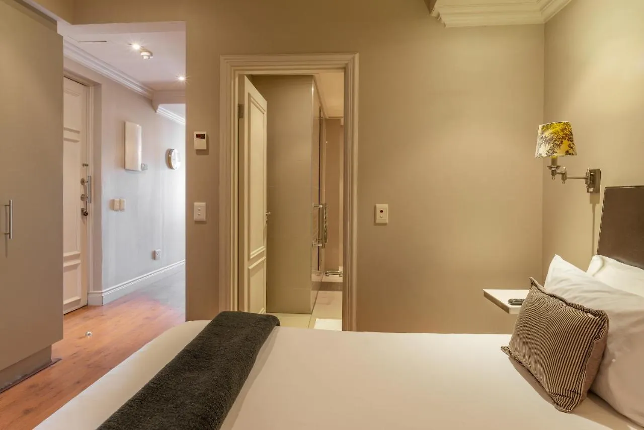 Cape Royale | Whosting Apartment Cape Town