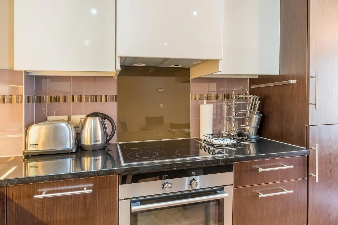 Cape Royale | Whosting Apartment Cape Town