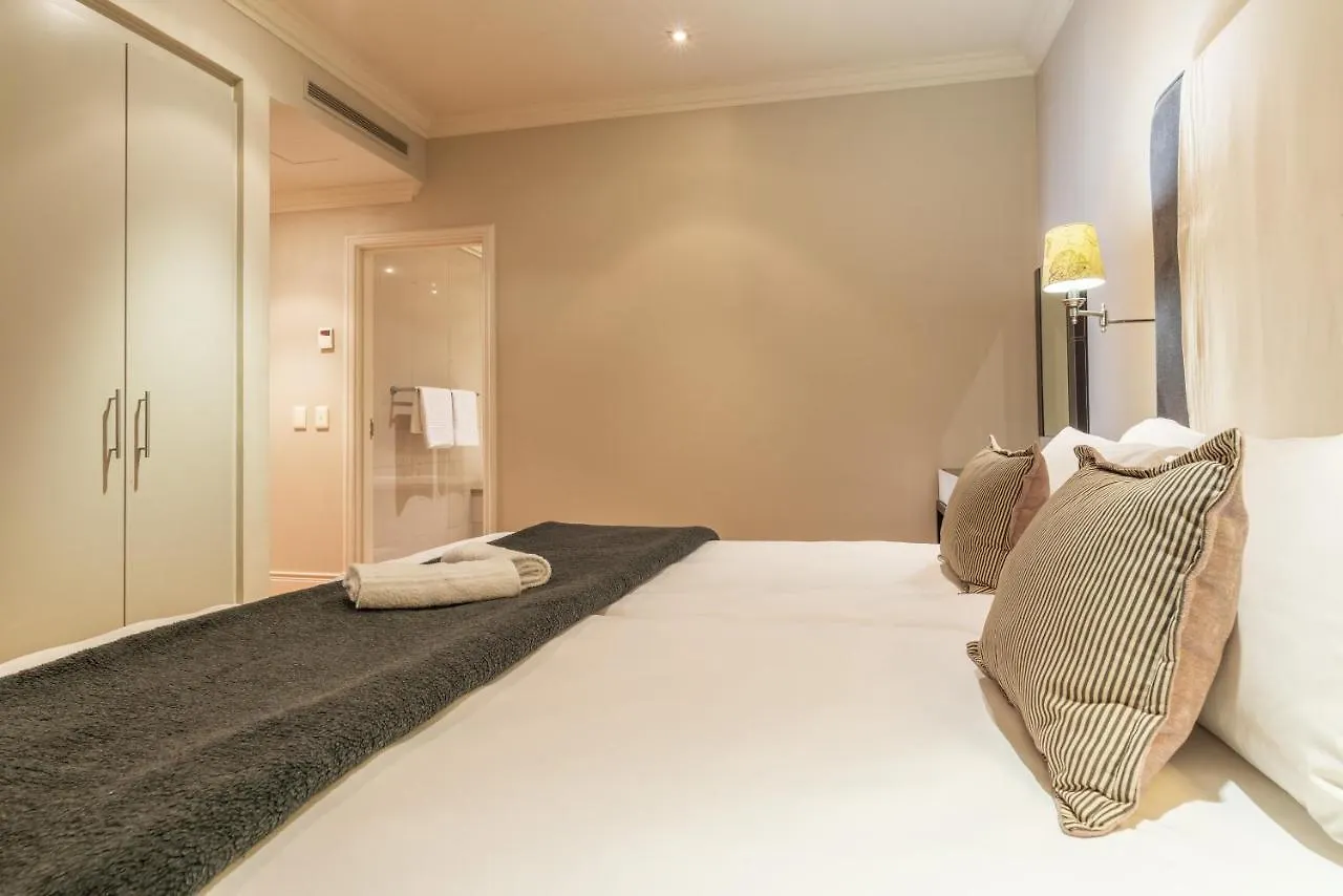 Cape Royale | Whosting Apartment Cape Town South Africa