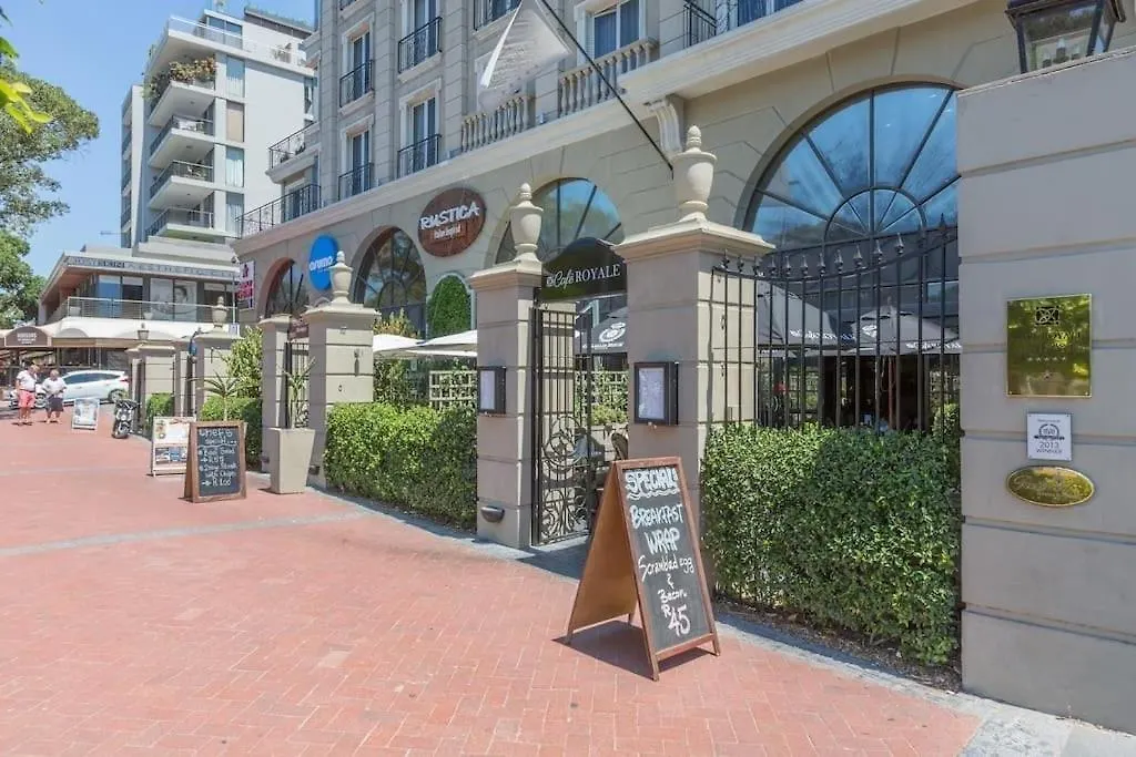 Cape Royale | Whosting Apartment Cape Town South Africa