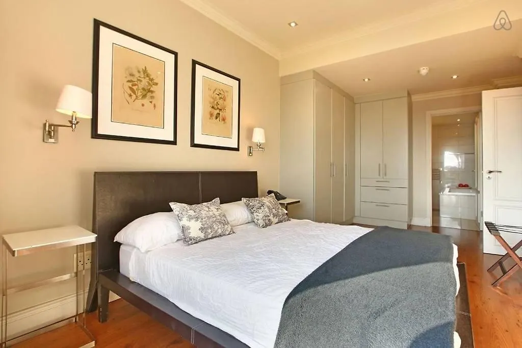 Cape Royale | Whosting Apartment Cape Town